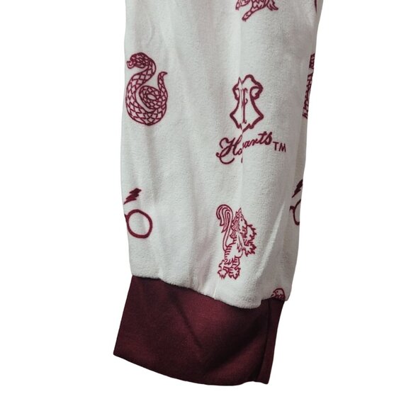 Wizarding World Harry Potter Pajama Set Red Maroon Med Micro Fleece Velour NWT - Picture 9 of 12